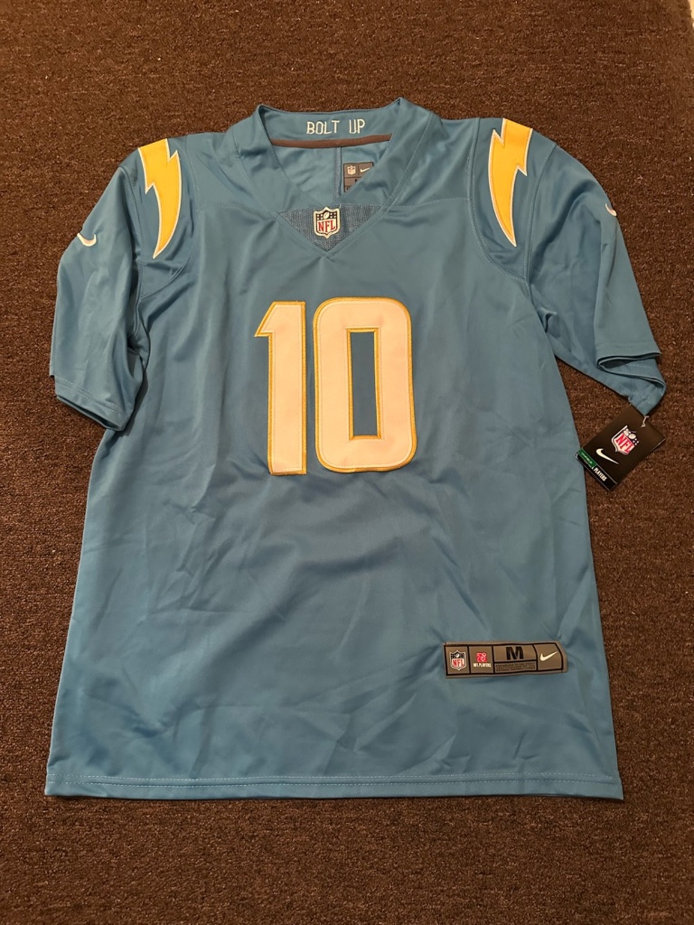 Men’s Los Angeles Chargers Justin Herbert Jersey Medium